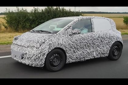 Οι πρώτες φωτογραφίες από το καμουφλαρισμένο Renault Twingo